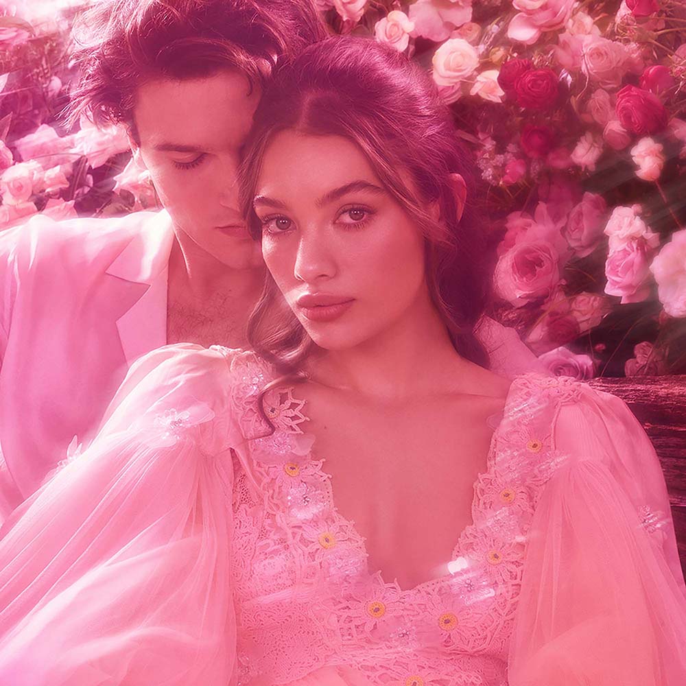 PILLOW TALK LOVE FREQUENCY KIT (SET DE FRAGANCIA Y LABIAL)